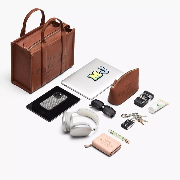 Marc Jacob’s Canvas Medium Tote Bag - Picture 5 of 5